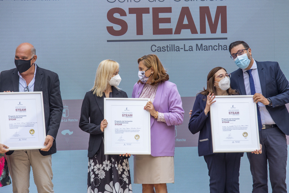 Colegios e institutos hallan la fórmula del cambio en STEAM