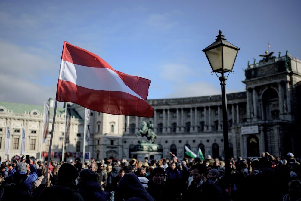 Demonstration against coronavirus meassuers in Vienna  / CHRISTIAN BRUNA