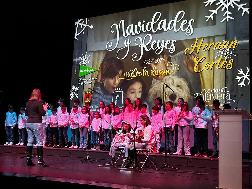 Los colegios ponen música a la Navidad