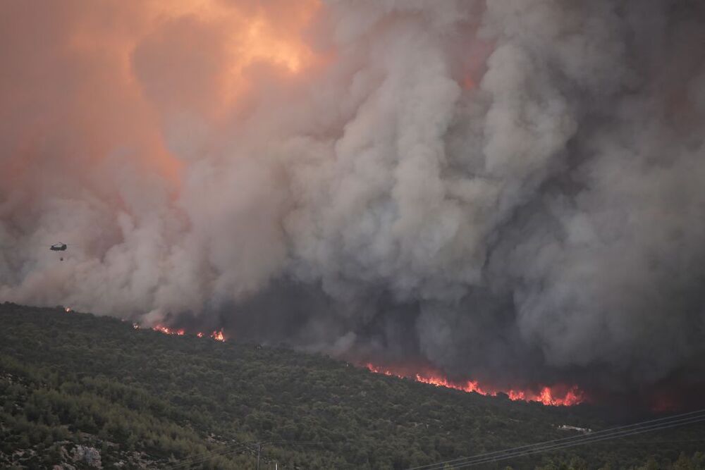 Wildfires in Attica, Greece  / KOSTAS TSIRONIS