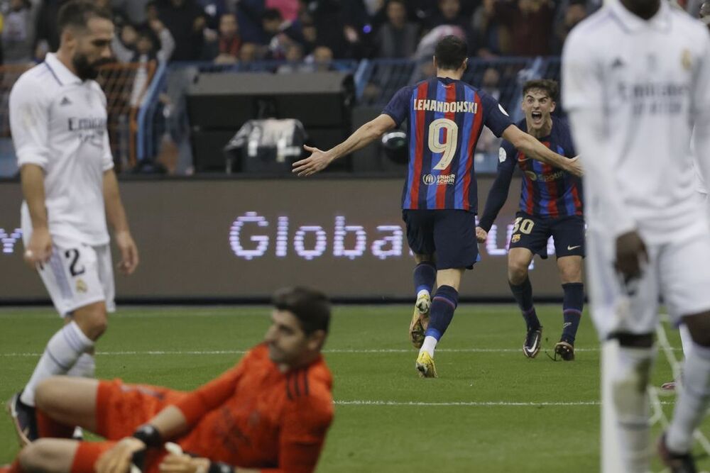 Real Madrid - FC Barcelona  / JUAN CARLOS CÁRDENAS