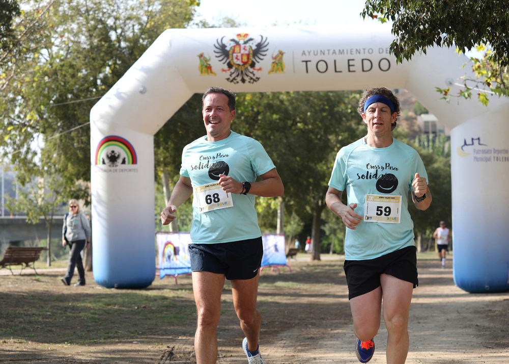 Junta y Ayuntamiento, con en el cross solidario Down Toledo