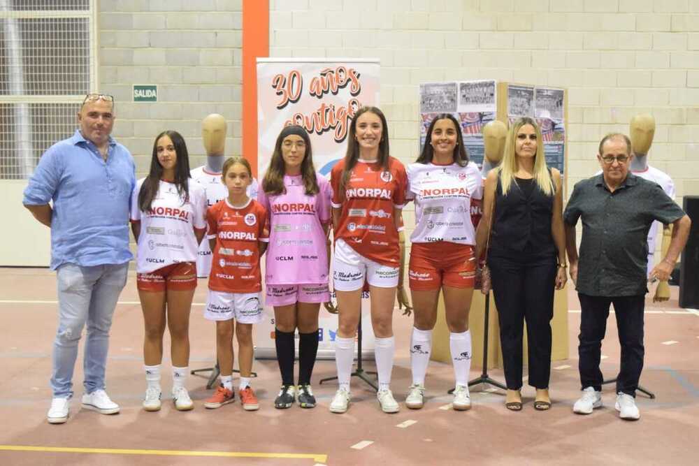 El Soliss Bargas FS vence al FS Olías en su presentación