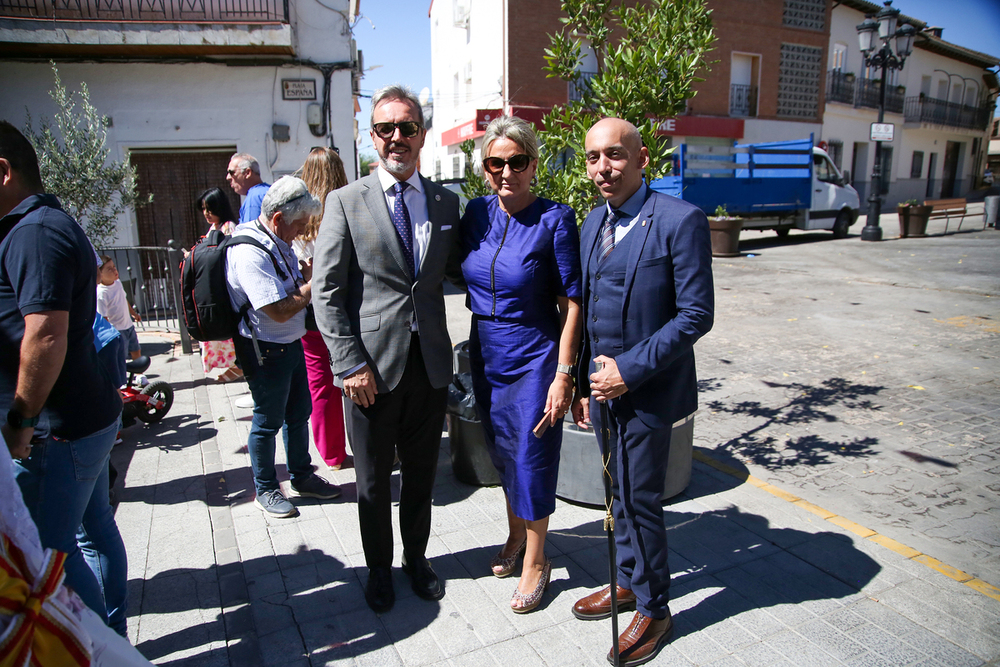 Tolón asiste a las fiestas de la Virgen de la Oliva en Recas