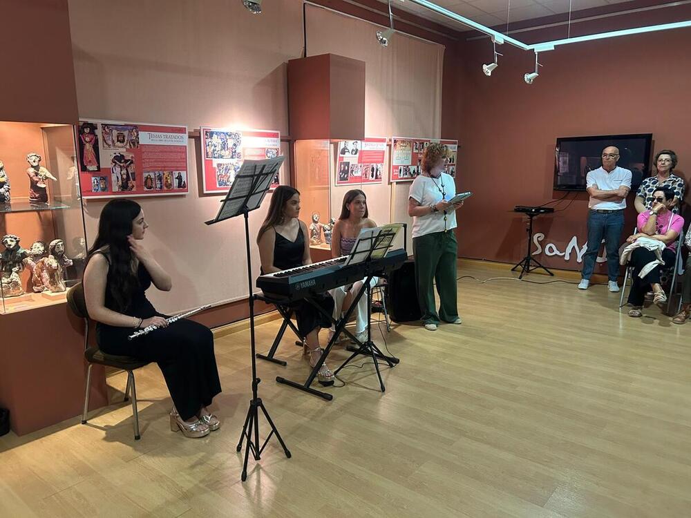 Música, danza y poesía para despedir las obras de Tía Sandalia