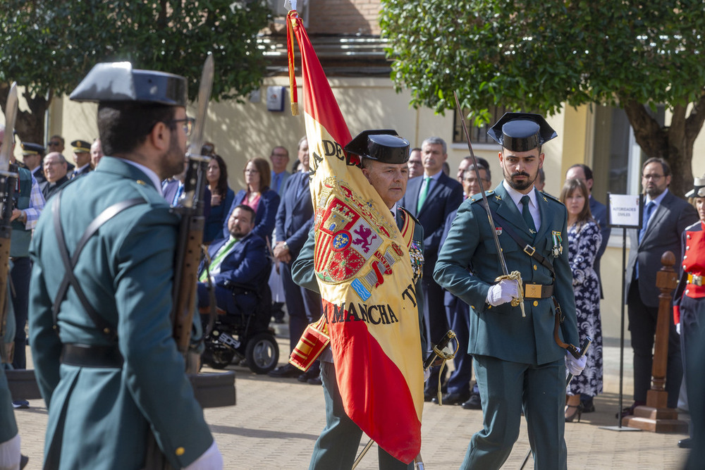 ¡180 años de honor y servicio a España!