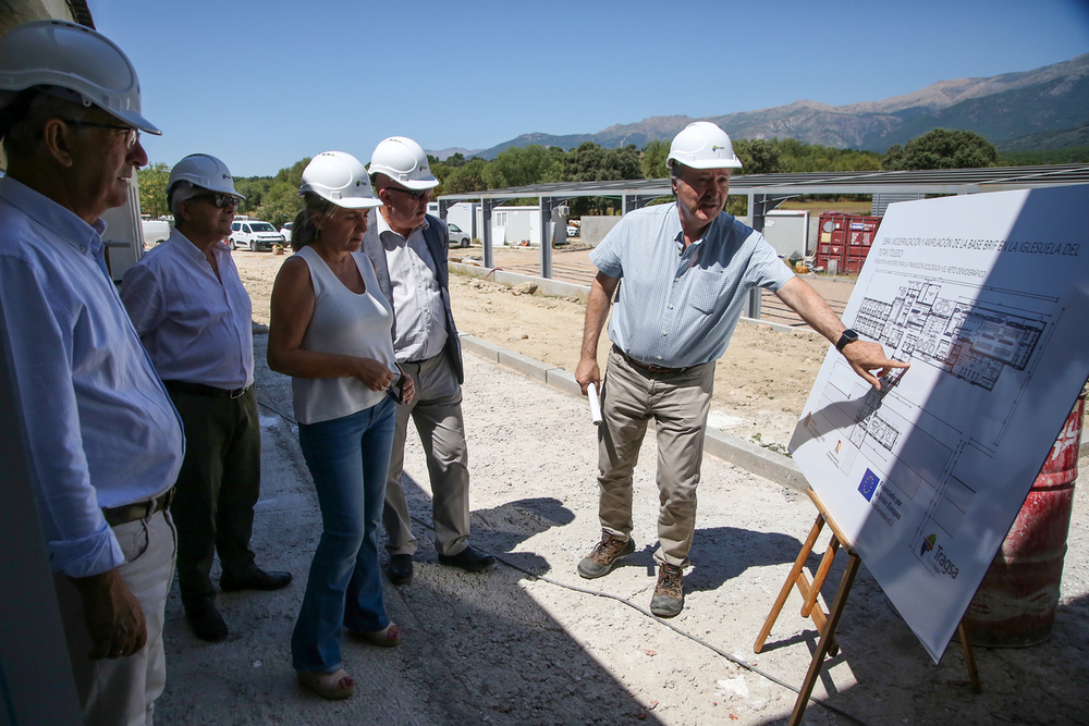 Milagros Tolón comprueba las obras de la BRIF de La Iglesuela