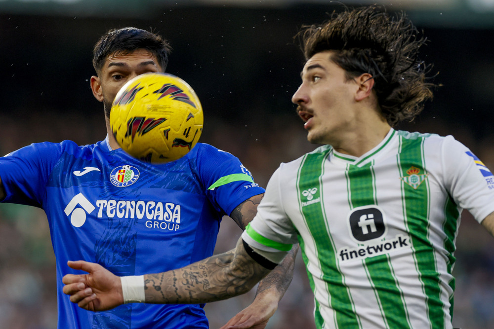 El Getafe tutea al Betis y rasca un punto en el Villamarín