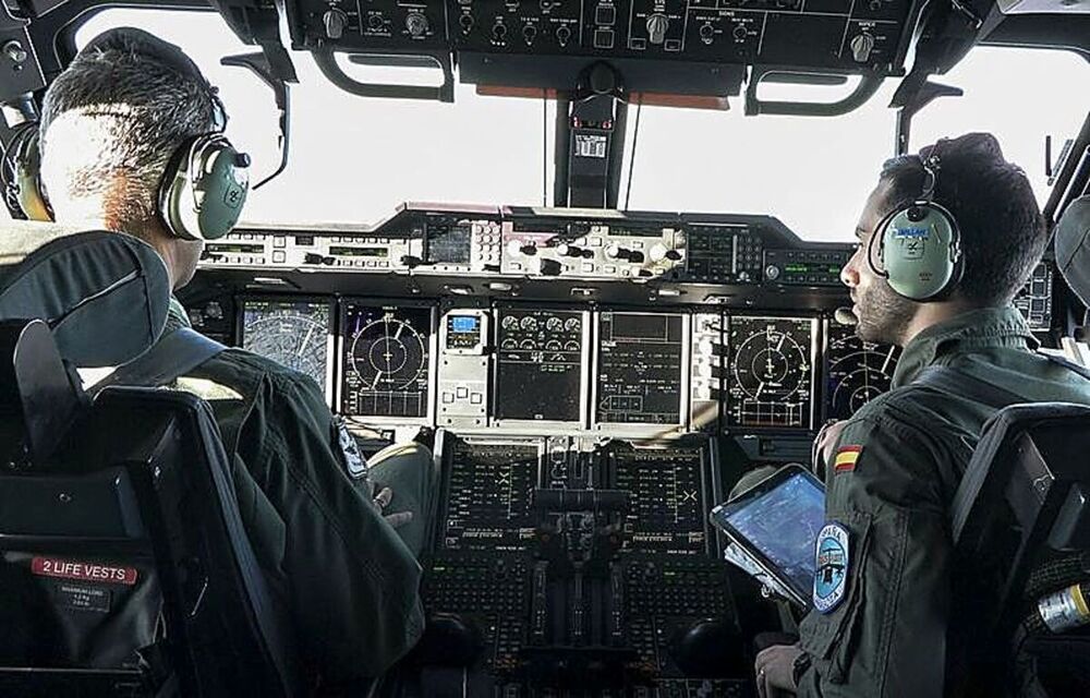 Interior de uno de los aviones que han participado en la  denominada ‘Pacific-Skies’.