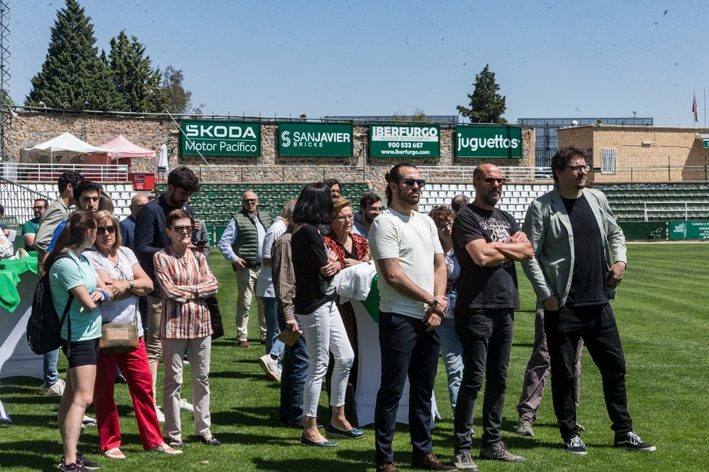 El acto se desarrolló sobre el césped del Salto del Caballo