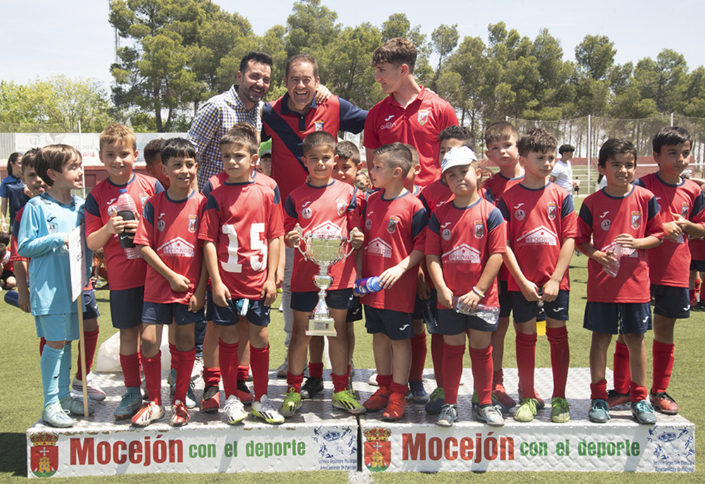 El Ayuntamiento de Mocejón acabó subcampeón prebenjamín