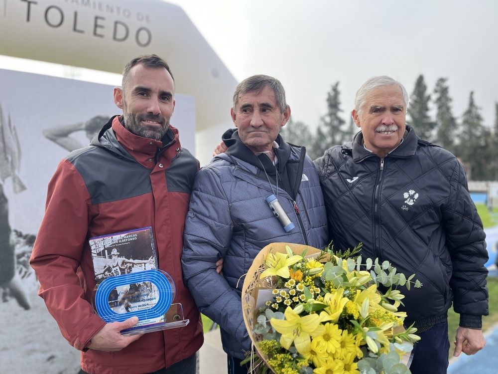 Fernández Gaitán, eterno sobre el tartán azul toledano