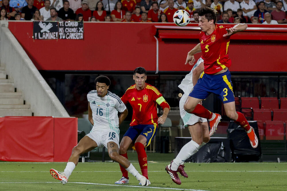 España enseña su pegada antes de la Eurocopa