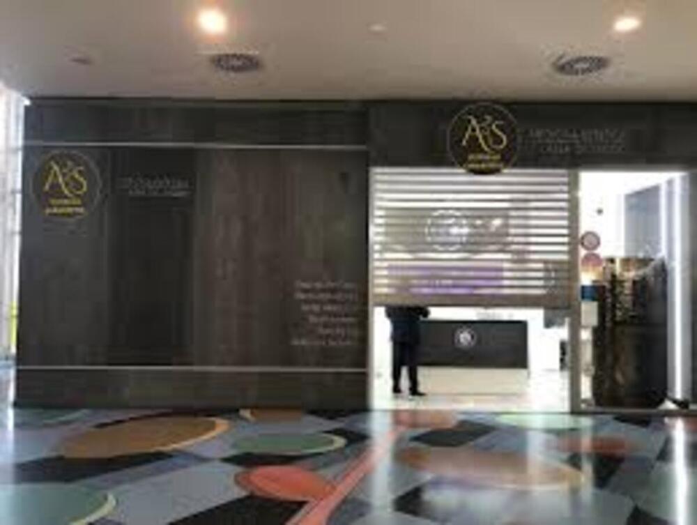 Establecimiento que ha echado el cierre en el centro comercial Luz del Tajo.