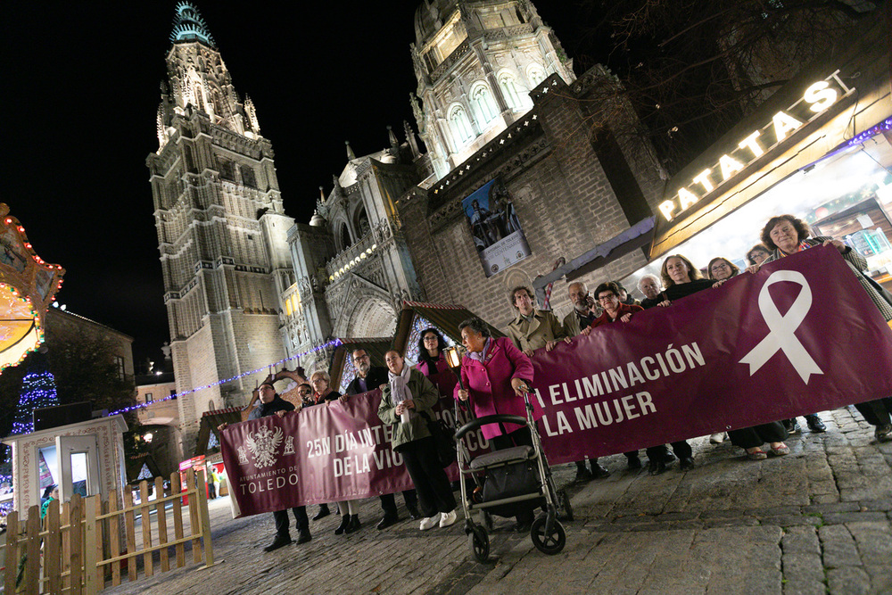 Dos marchas simultáneas dividen la lucha en favor de la mujer