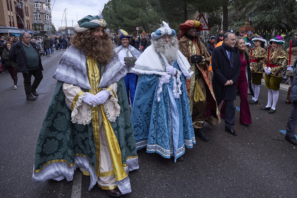 Una docena de carrozas dan vida a la Cabalgata de Talavera