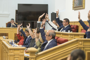 PP y Vox se quedan solos en el rechazo a la amnistía