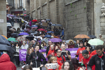 El PSOE no acompañará el 25N a Velázquez, ni a VOX