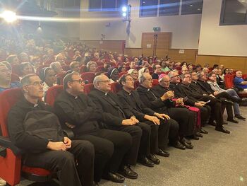 Cerro Chaves: «Los sacerdotes no son meros hombres del culto»