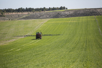 Más de 59 millones en ayudas por la subida de fertilizantes