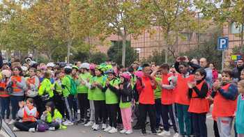 Unos 600 alumnos disfrutan del deporte en espacios públicos