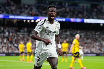 Vinícius entona al Real Madrid antes del Clásico

