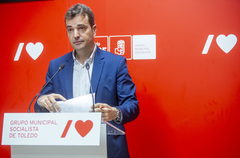 El PSOE acusa al PP de comprar el título de ciudad del deporte