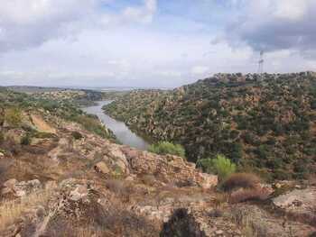 Los embalses comienzan a bajar con las altas temperaturas