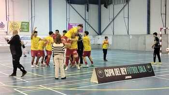 El Cobisa Futsal le coge el gustillo a la Copa (7-3)