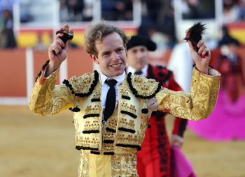 Mora tendrá toros en honor al Cristo de la Veracruz