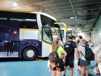 La Junta destaca la ausencia de incidencias en el bus a Toledo