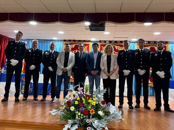 Casarrubios y la Junta homenajean a su Policía Local