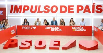 El barómetro del CIS amplía la ventaja del PSOE sobre el PP