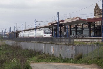 Moncloa no se aclara con el AVE y Portugal apunta a Vigo