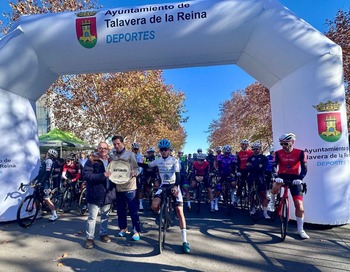 LXIII Carrera del Pavo de Talavera reúne a cien ciclistas