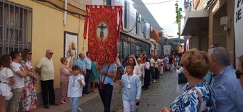 Villacañas vive el Corpus con decenas de niños procesionando