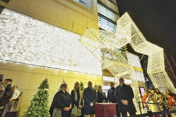 La gran estrella navideña ya brilla en El Corte Inglés