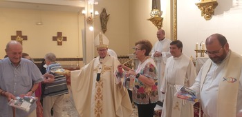 Cáritas celebra el Día de los Mayores con el arzobispo