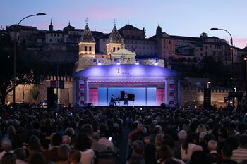 Bisagra se torna escenario de ópera al aire libre