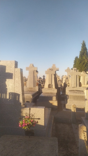 Los ladrones de cementerios burlan las cámaras de Dosbarrios