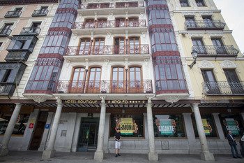 El Ayuntamiento deniega una terraza al Hotel Boutique Adolfo