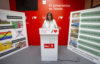 El PSOE afirma que la gestión del bipartito es «desastrosa»