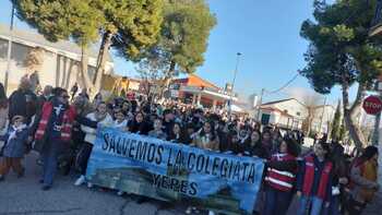 Yepes se une en la calle para salvar su colegiata