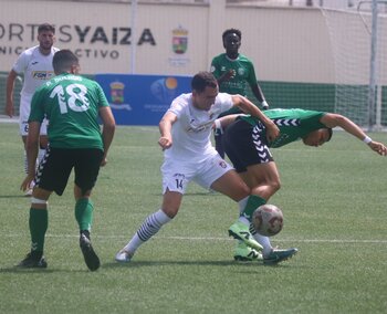 Un desacertado primer tiempo lastra al Illescas (2-1)