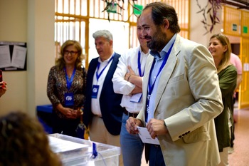 Núñez anima a votar para tener una democracia con 