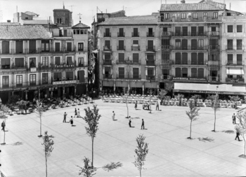 Guías clandestinos y picarescas en el turismo toledano de 1960