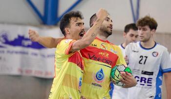 Jota no se mueve del Cobisa Futsal