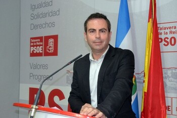 El PSOE insistirá tras el archivo del ágape institucional