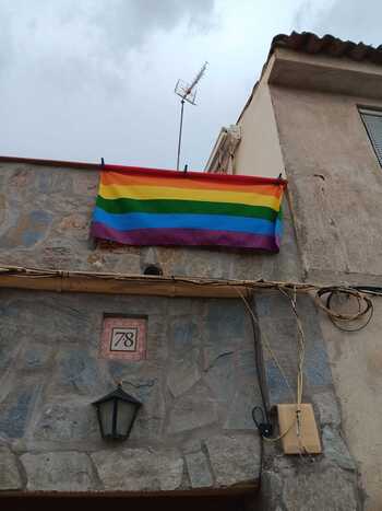 Sumar cree que Talavera «da un paso atrás» en derechos LGTBi