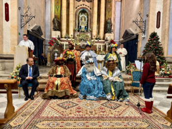 Los Reyes Magos recibidos en la Basílica del Prado